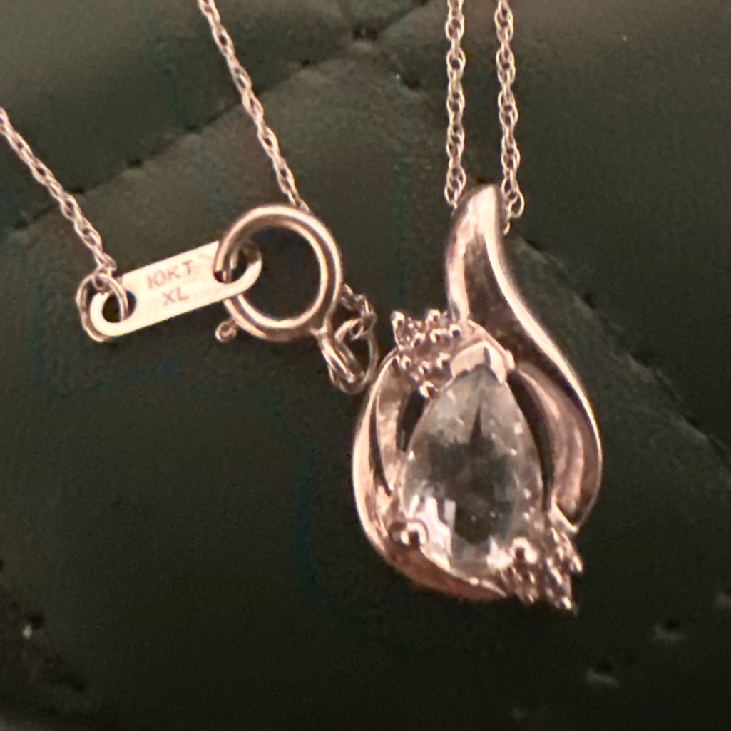 10k Aquamarine Necklace